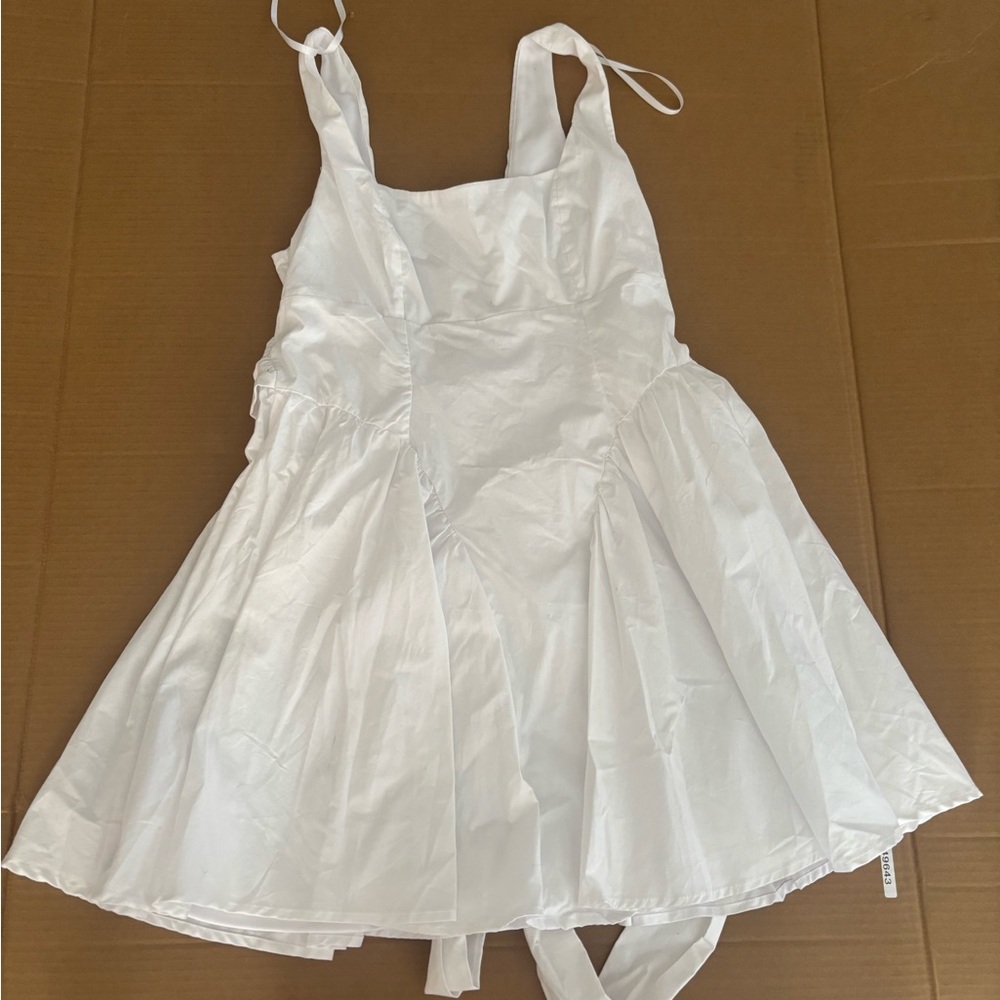 Chic White Satin Mini Dress